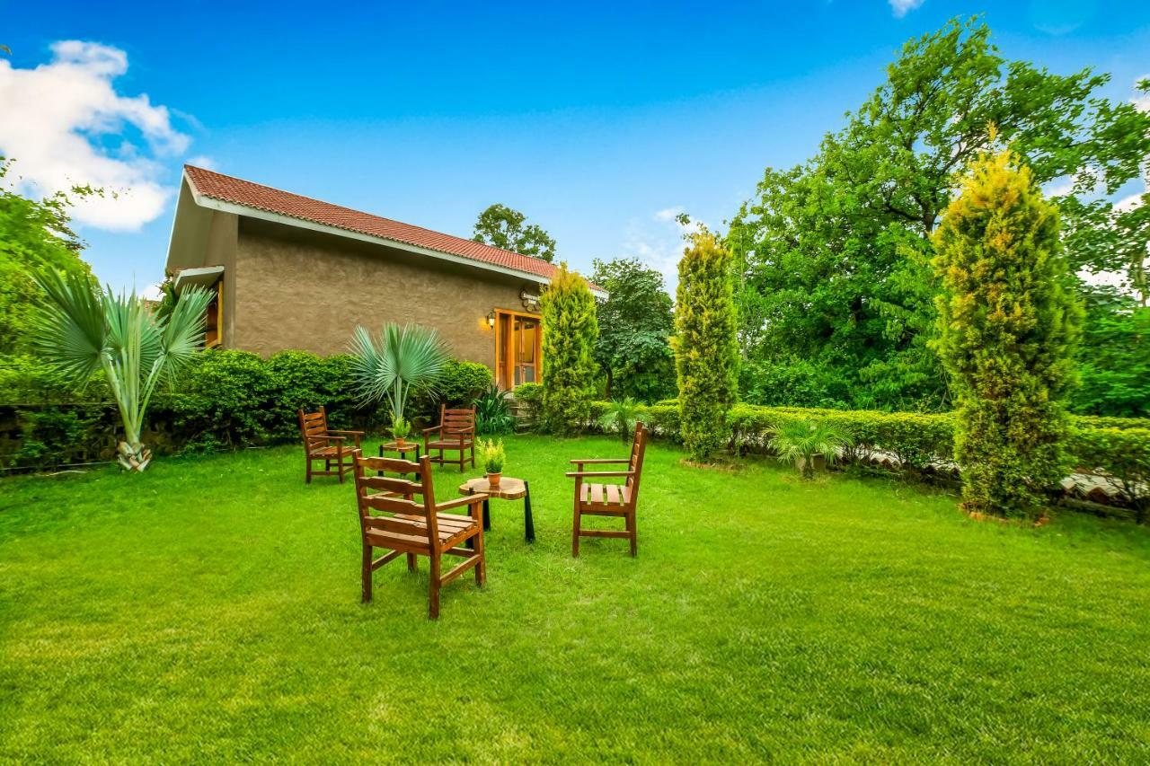 Lemon Tree Wildlife Resort, Bandhavgarh Tāla Exterior foto