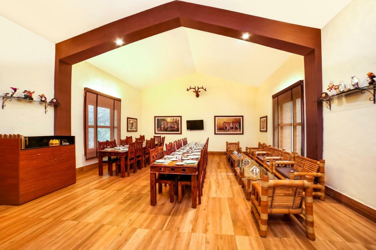 Lemon Tree Wildlife Resort, Bandhavgarh Tāla Exterior foto