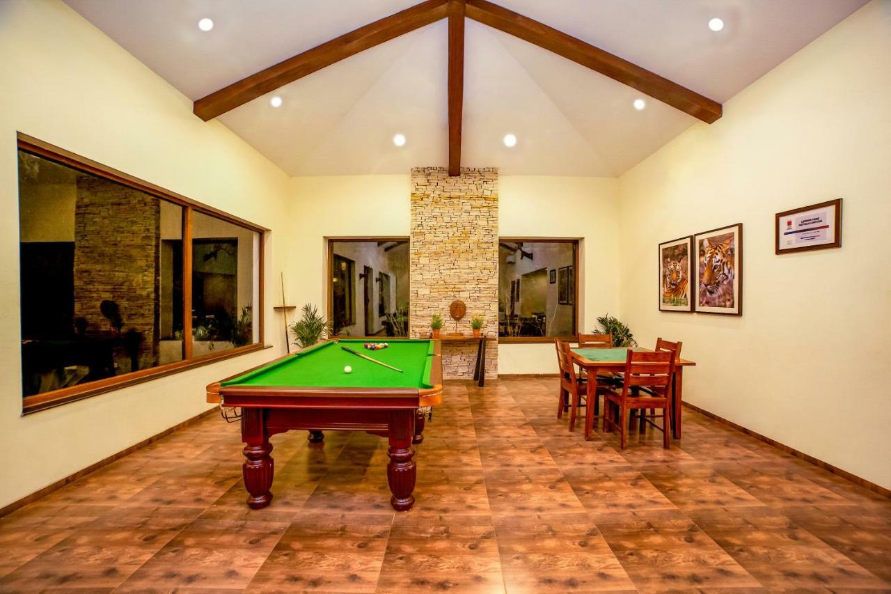Lemon Tree Wildlife Resort, Bandhavgarh Tāla Exterior foto